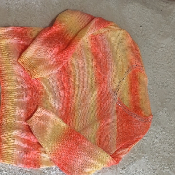 Colorful Women's Sweater - Picture 1 of 1